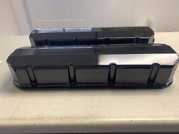 Engine Valve Covers (1) 600x450