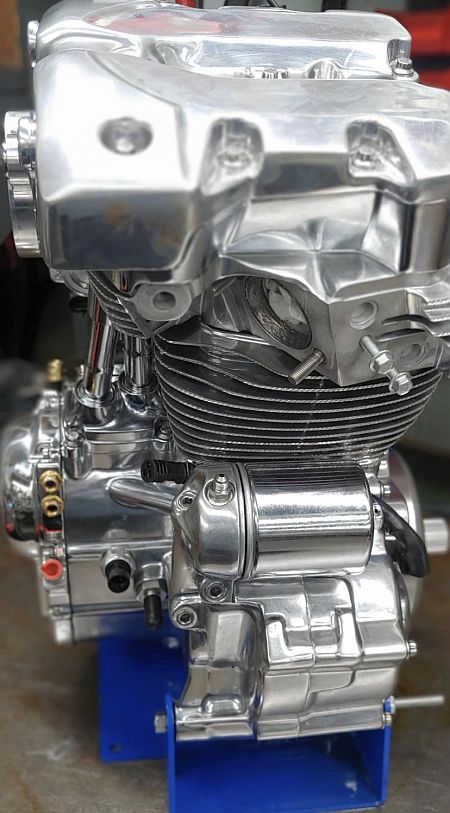 Polished engine 1 450x813