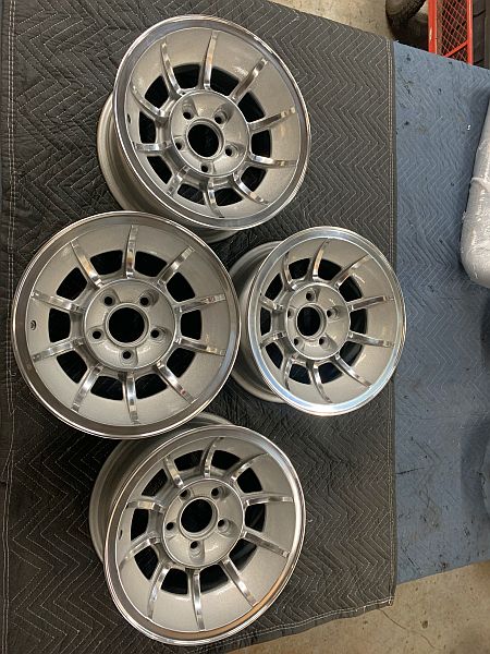 Polished lips and accents on wheels 1 450x600